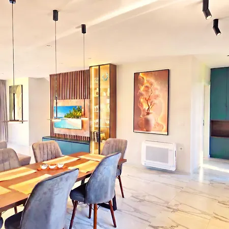 Azure Garden 317