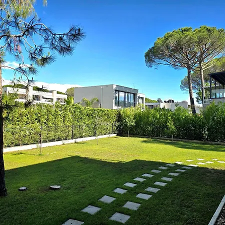Azure Garden 317 Plazhi San Pietro